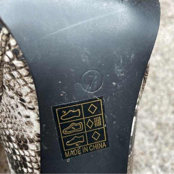 Miss Lola Henley Snakeskin Block Heel Square Toe Booties Boots 7 Black Grey - Picture 8 of 14